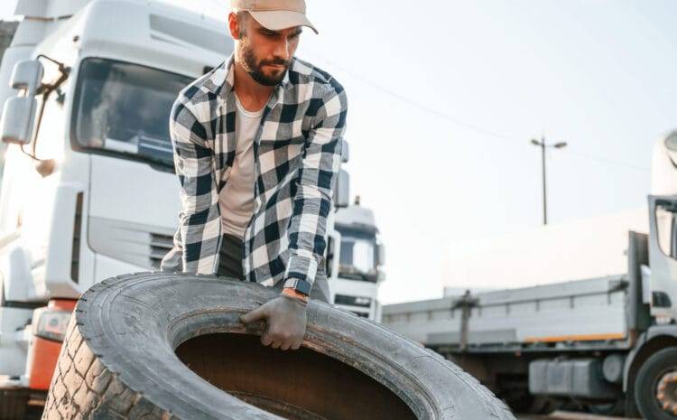  Expert Tips on Selecting the Right Commercial Truck Tires